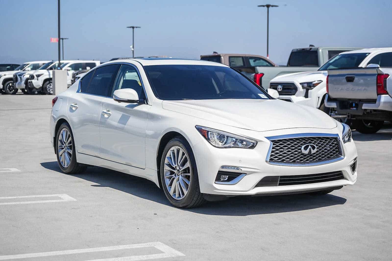 Used 2024 INFINITI Q50 Luxe w/ Cargo Package RWD image 3