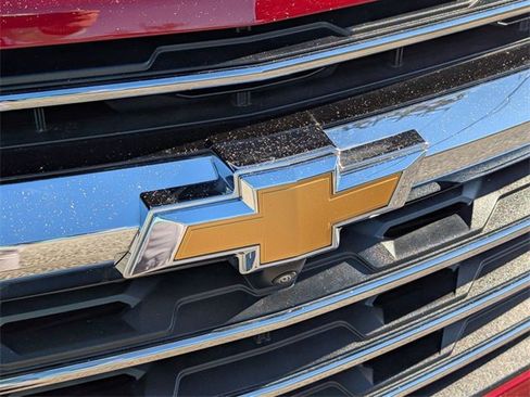 New 2025 Chevrolet Traverse LT w/ Enhanced Driving Package image 15