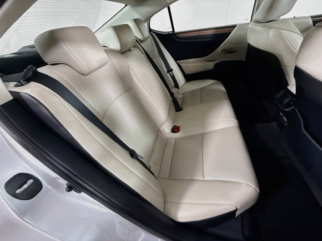 Certified 2023 Lexus ES 350 w/ Premium Package FWD image 28