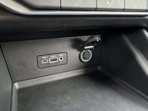 Used 2023 Nissan Sentra SV image 24