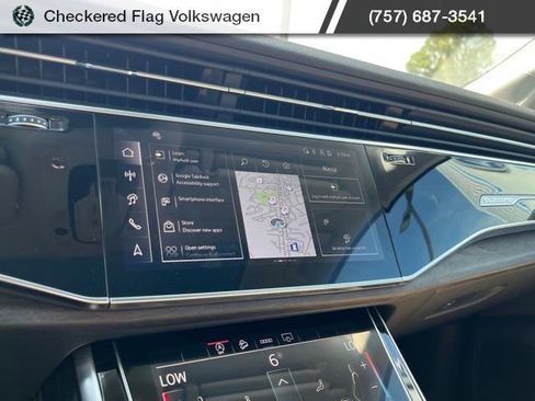 Used 2025 Audi Q7 3.0T Premium Plus image 36