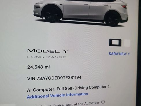Used 2026 Tesla Model Y 2WD image 5