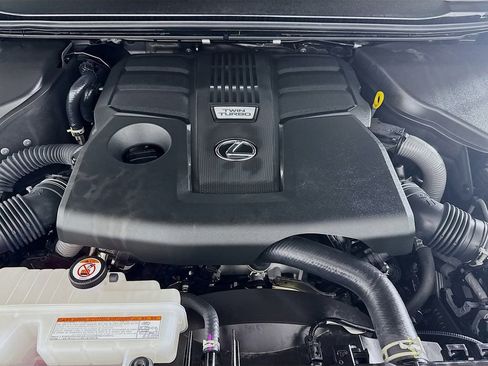 Certified 2025 Lexus GX 550 image 31