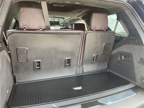 Used 2024 Cadillac Escalade V w/ Heavy-Duty Trailer Package image 17