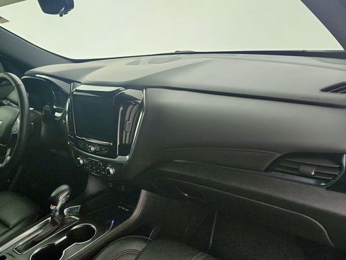 Used 2023 Chevrolet Traverse RS AWD/4WD image 32