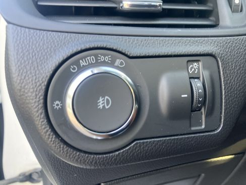 Used 2020 Buick Envision Essence w/ Experience Buick Package AWD/4WD image 21