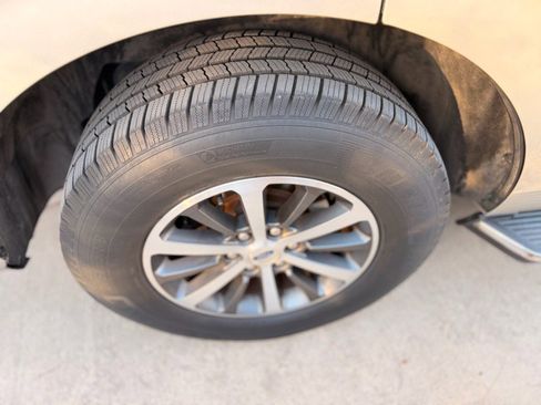 Used 2018 Ford Expedition XLT w/ Equipment Group 202A image 16