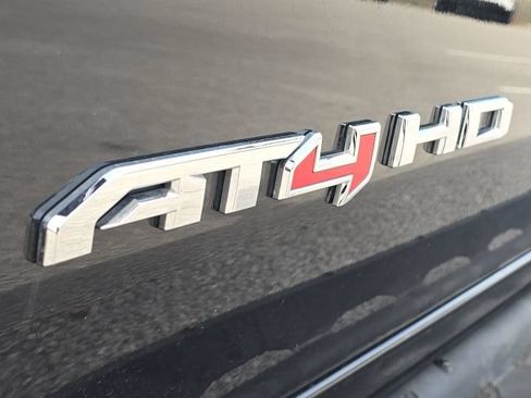 Used 2020 GMC Sierra 3500 AT4 w/ AT4 Premium Package AWD/4WD image 10