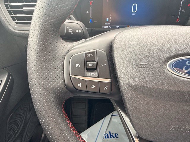 Used 2025 Ford Escape ST-Line FWD image 24