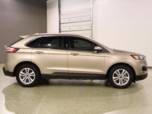 Used 2020 Ford Edge SEL w/ Convenience Package FWD image 11