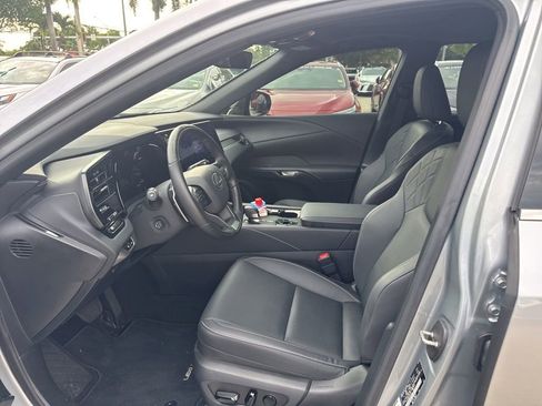 Used 2025 Lexus RX 350 Premium w/ Accessory Package (K3) FWD image 25