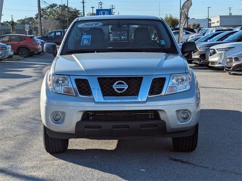 Used 2019 Nissan Frontier SV w/ Value Truck Package image 9