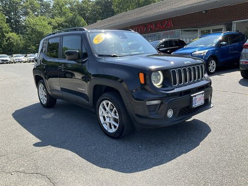 Used 2021 Jeep Renegade Latitude w/ Luxury Group I AWD/4WD image 3