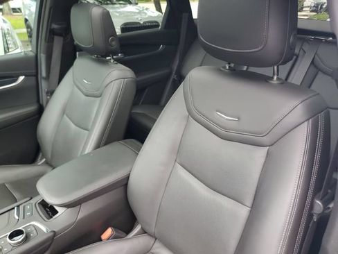Certified 2024 Cadillac XT5 Premium Luxury w/ Technology Package FWD image 21