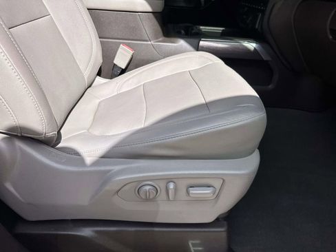 Used 2019 Chevrolet Silverado 1500 LTZ w/ LTZ Texas Edition image 13