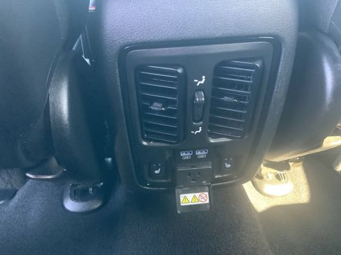 Certified 2025 Dodge Durango GT AWD/4WD image 18