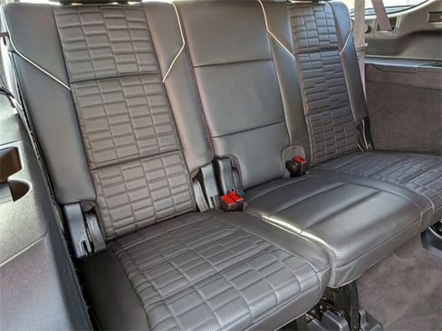 Certified 2024 Cadillac Escalade ESV Sport Platinum w/ LPO, ONYX Package image 25