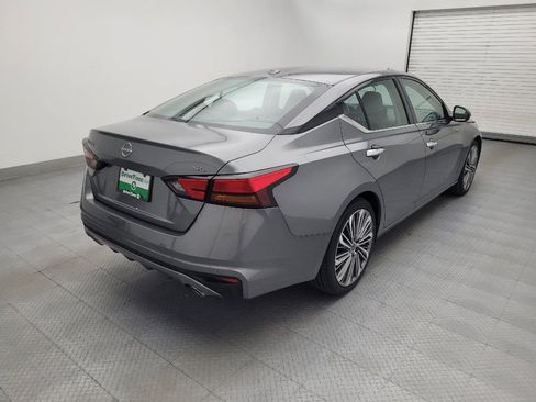 Used 2023 Nissan Altima 2.5 SL FWD image 9