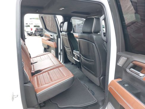Used 2024 GMC Sierra 1500 Denali Ultimate AWD/4WD image 11