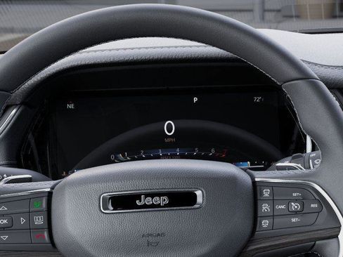 New 2025 Jeep Grand Cherokee Limited w/ Trailer Tow Package image 28