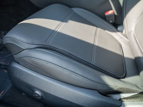 New 2026 Mercedes-Benz C 300 4MATIC Sedan image 33