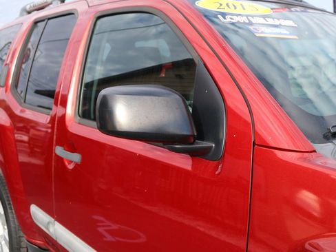 Used 2015 Nissan Xterra PRO-4X AWD/4WD image 16