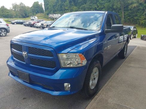 Used 2018 RAM 1500 Express AWD/4WD image 8