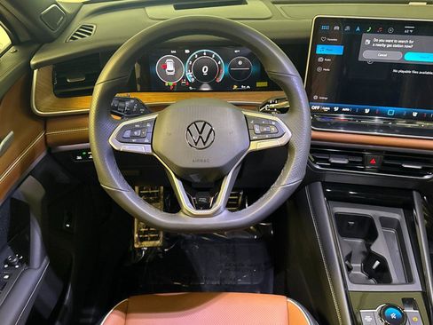 New 2026 Volkswagen Tiguan SEL R-Line image 13