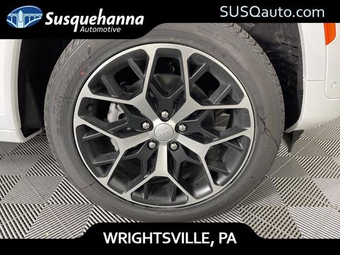 Used 2022 Jeep Grand Cherokee Summit image 38