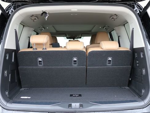 New 2026 INFINITI QX80 Luxe w/ Exterior Package image 27