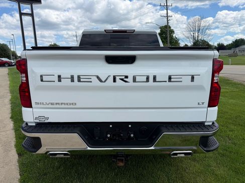 Used 2025 Chevrolet Silverado 1500 LT AWD/4WD image 6