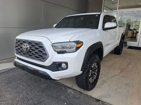 Used 2023 Toyota Tacoma TRD Off-Road w/ TRD Premium Off Road Package AWD/4WD image 1