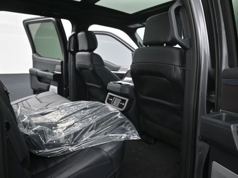 New 2026 Ford F250 Platinum w/ Tremor Off-Road Package image 14