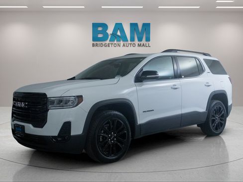 Used 2023 GMC Acadia SLT w/ Elevation Edition FWD image 3