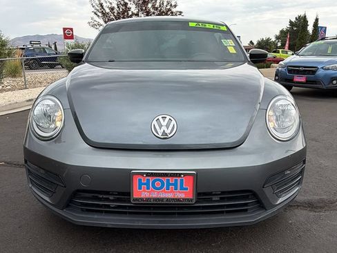 Used 2018 Volkswagen Beetle 2.0T S FWD image 8