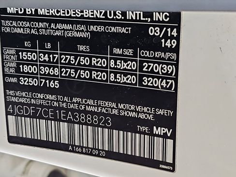 Used 2014 Mercedes-Benz GL 450 4MATIC image 36