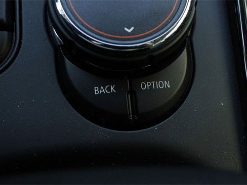 Used 2019 MINI Cooper Clubman S image 30