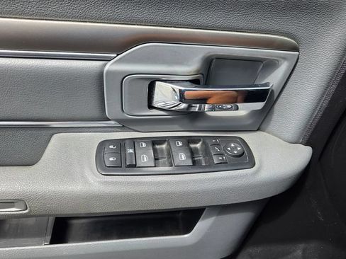 Used 2015 RAM 1500 Lone Star AWD/4WD image 31