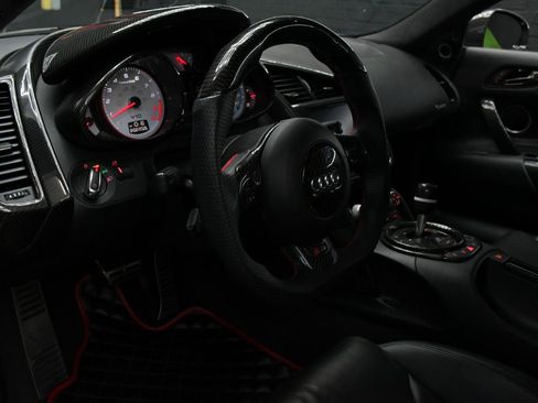 Used 2010 Audi R8 V10 AWD/4WD image 27