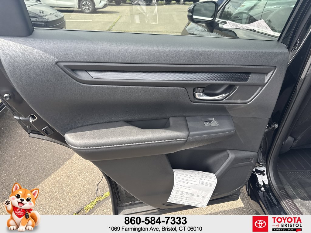 Used 2025 Honda CR-V LX image 28