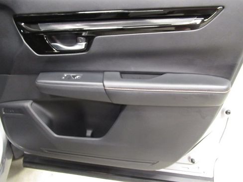 Used 2023 Honda CR-V Sport Touring image 10