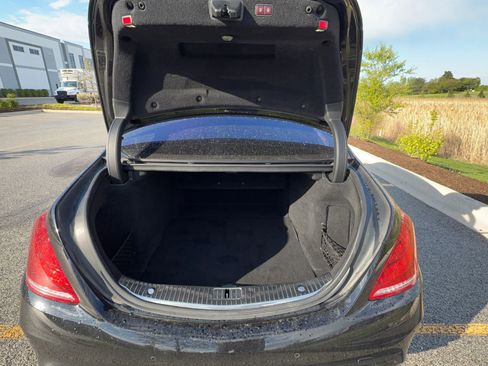 Used 2014 Mercedes-Benz S 550 Sedan w/ Sport Package Plus One image 32