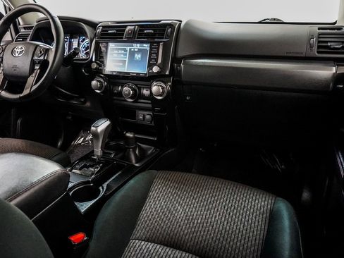 Used 2022 Toyota 4Runner TRD Off-Road image 24