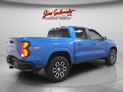 Used 2023 Chevrolet Colorado Z71 w/ Z71 Convenience Package 2 AWD/4WD image 6