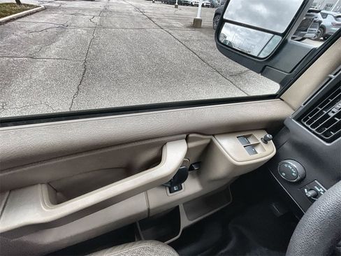 New 2025 Chevrolet Express 2500 Work Van image 15