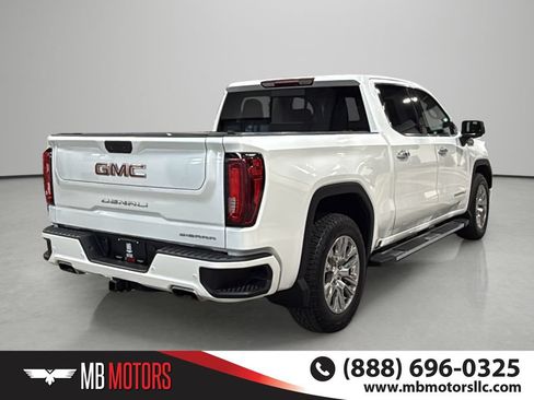 Used 2021 GMC Sierra 1500 Denali w/ Driver Alert Package II AWD/4WD image 4