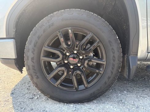 Used 2024 GMC Sierra 1500 Elevation w/ Elevation Premium Package AWD/4WD image 6
