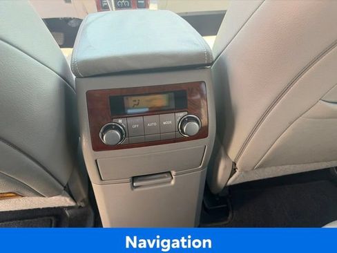 Used 2013 Toyota Highlander Limited AWD/4WD image 12