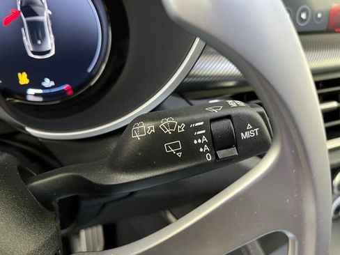 Used 2025 Alfa Romeo Stelvio Sprint image 24