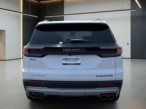 Used 2024 GMC Acadia Elevation FWD image 5